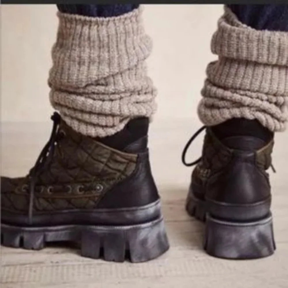 Free People Quilted Dawn Hiking Boot 38/8 NIB - Picture 3 of 11